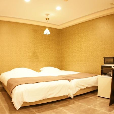 金沢駅前ホテル Stylish Station Hotel كانازاوَ المظهر الخارجي الصورة